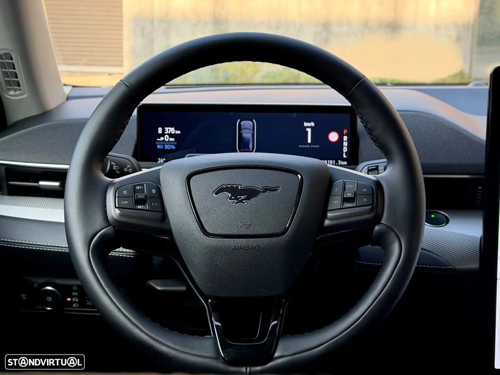 Ford Mustang Mach-E 75.7 kWh Premium AWD - 12