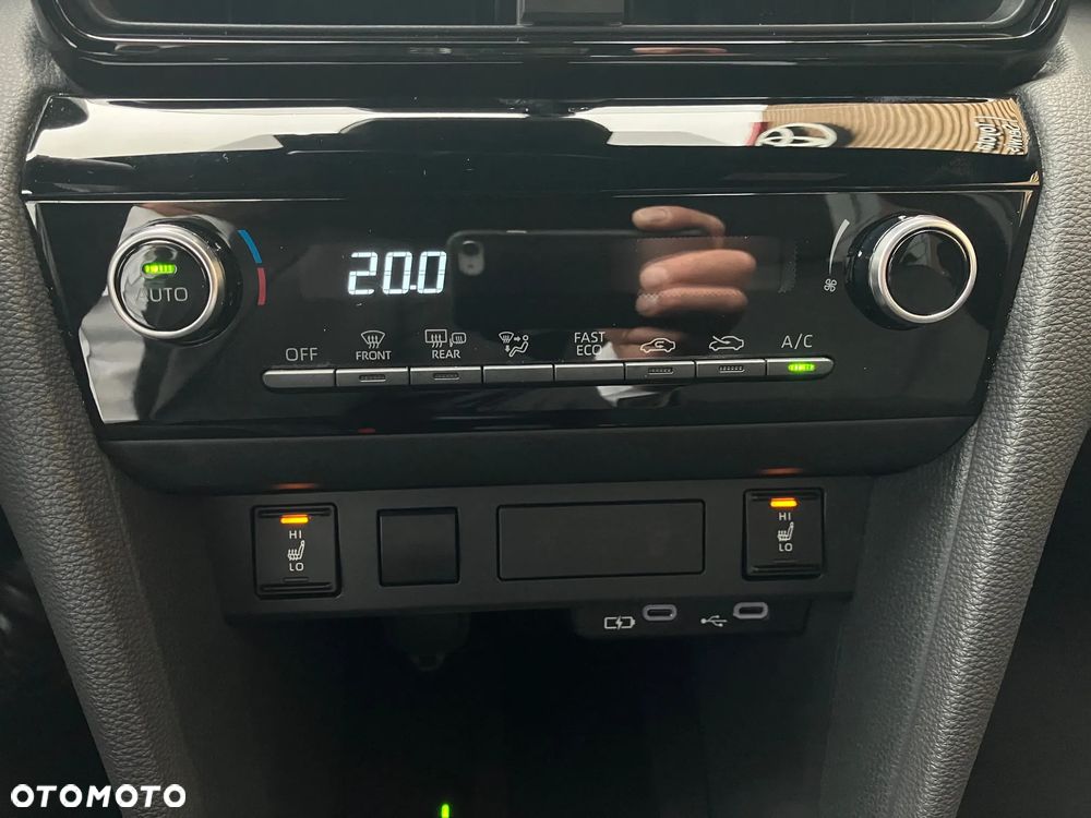 Toyota Yaris Cross Hybrid 1.5 Style - 30