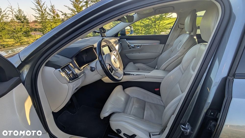 Volvo V90 Cross Country D4 AWD - 15