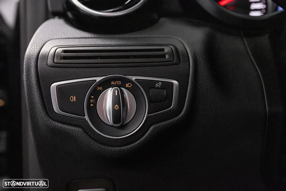 Mercedes-Benz GLC 300 de Coupé 4Matic - 24
