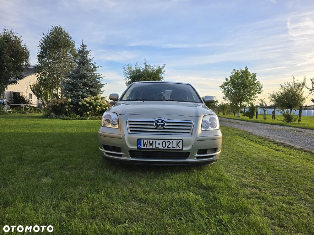 Toyota Avensis 2.2 D-4D Sol - 7