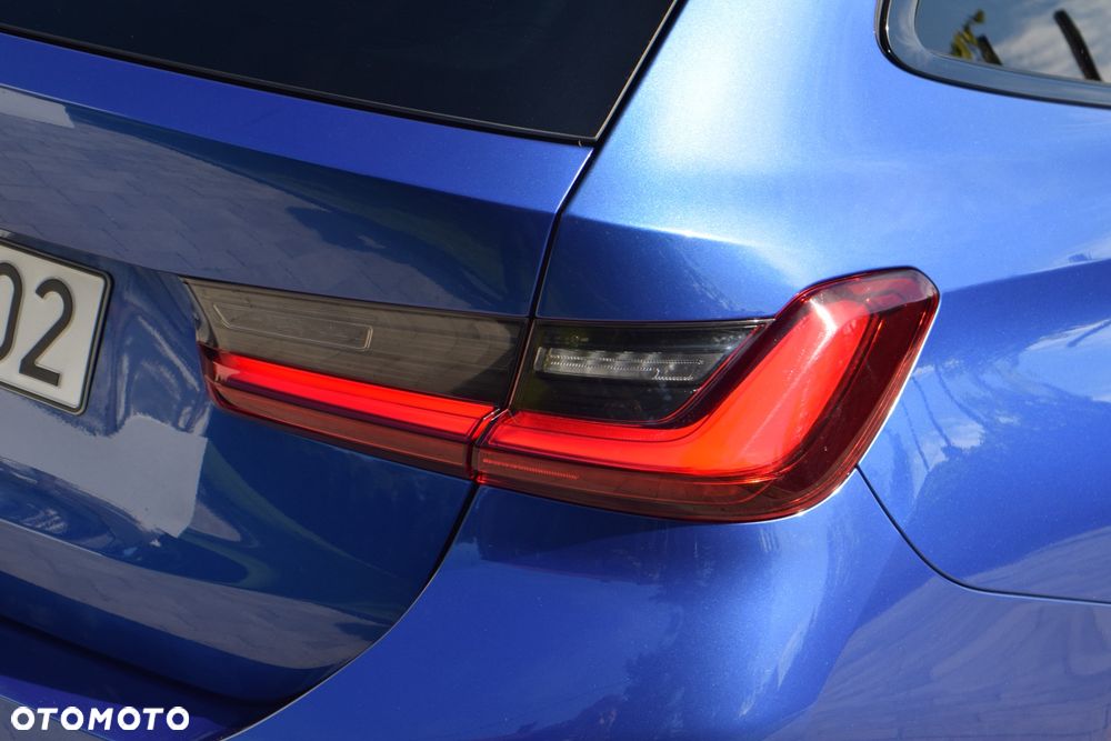 BMW Seria 3 320d xDrive M Sport sport - 8