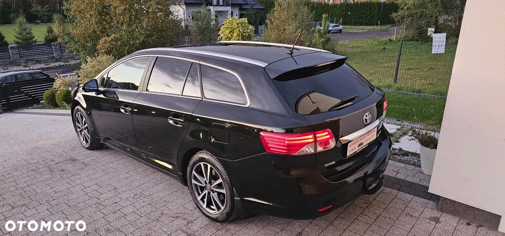 Toyota Avensis Touring Sports 1.8 Executive - 40