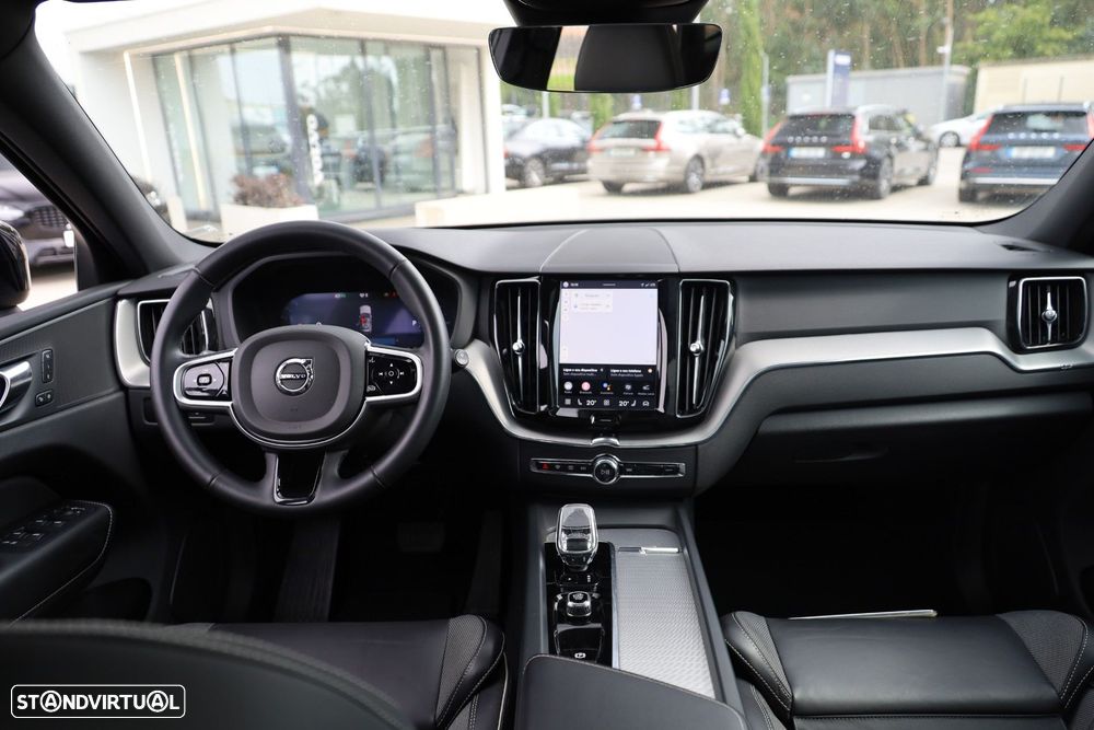 Volvo XC 60 2.0 T6 PHEV Black Edition AWD - 17