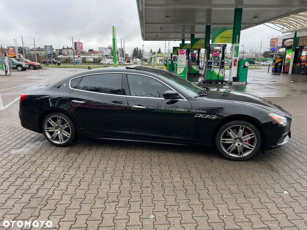 Maserati Quattroporte S - 11