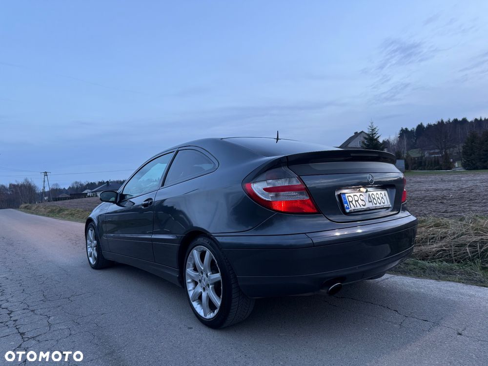 Mercedes-Benz Klasa C 220 CDI Automatik Sport Edition - 6