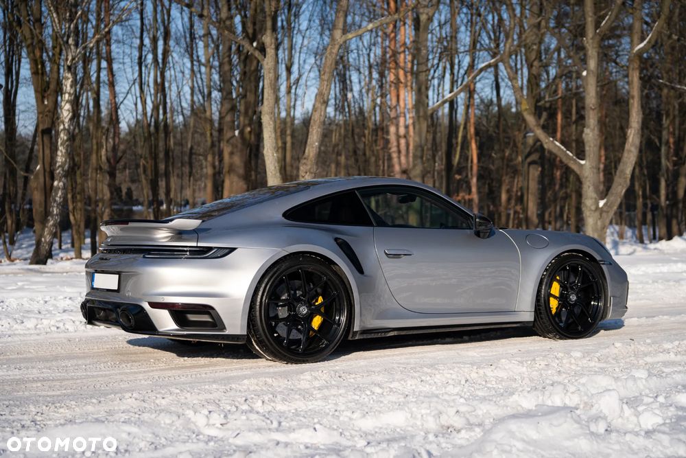 Porsche 911 Turbo S - 4