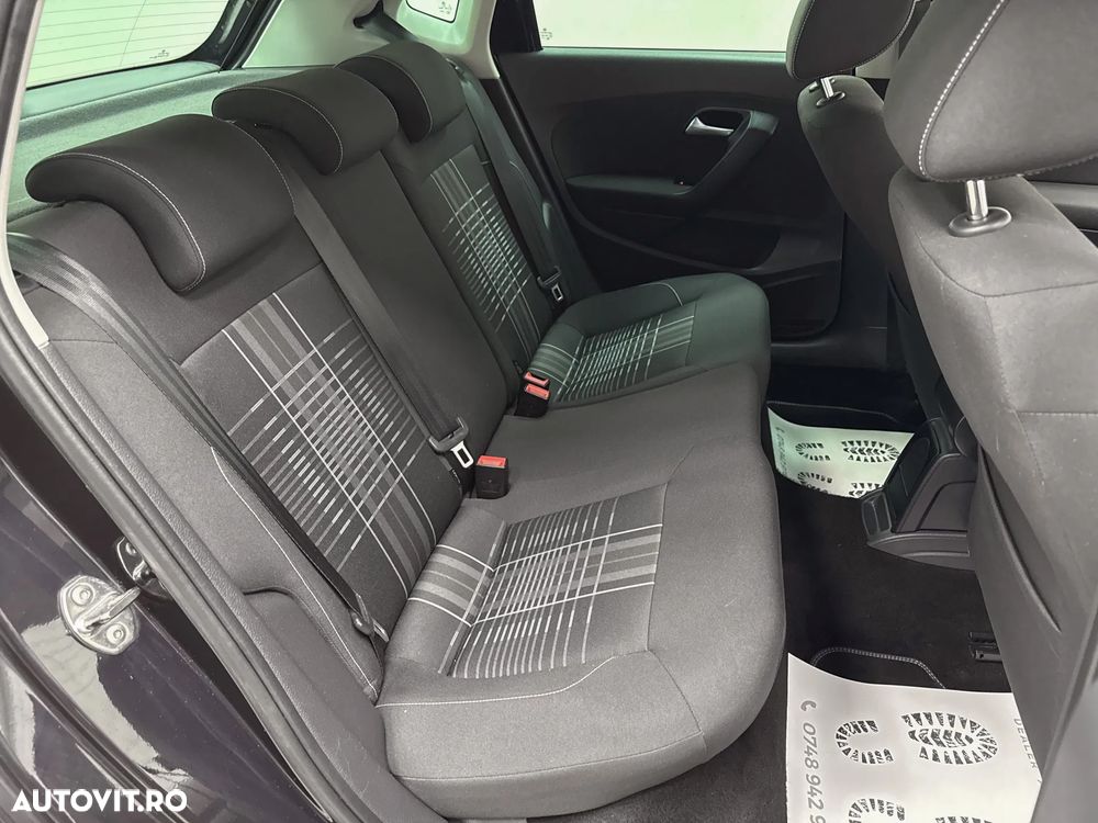 Volkswagen Polo 1.2 TSI Blue Motion Technology Lounge - 12