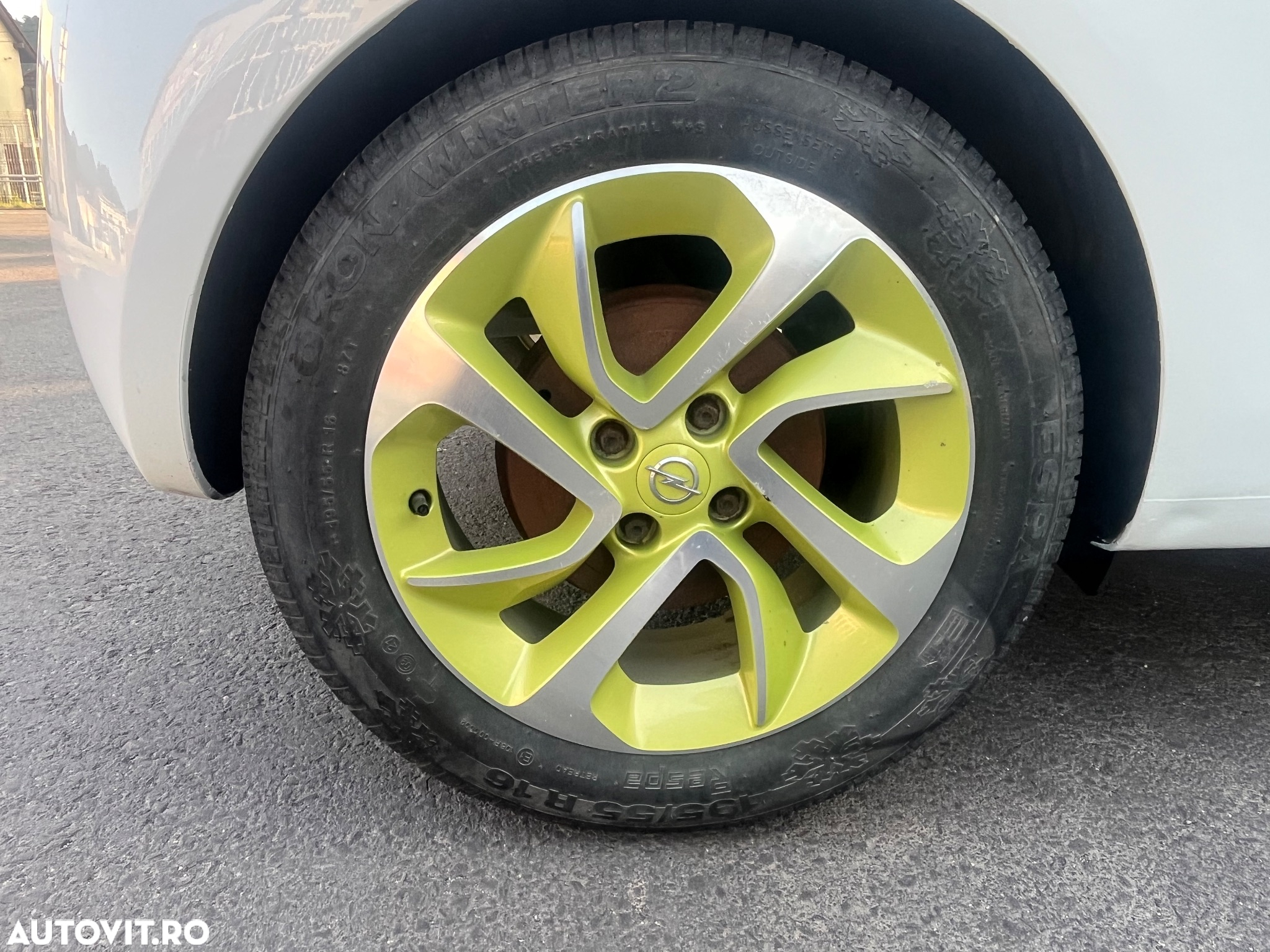 Opel Adam - 14