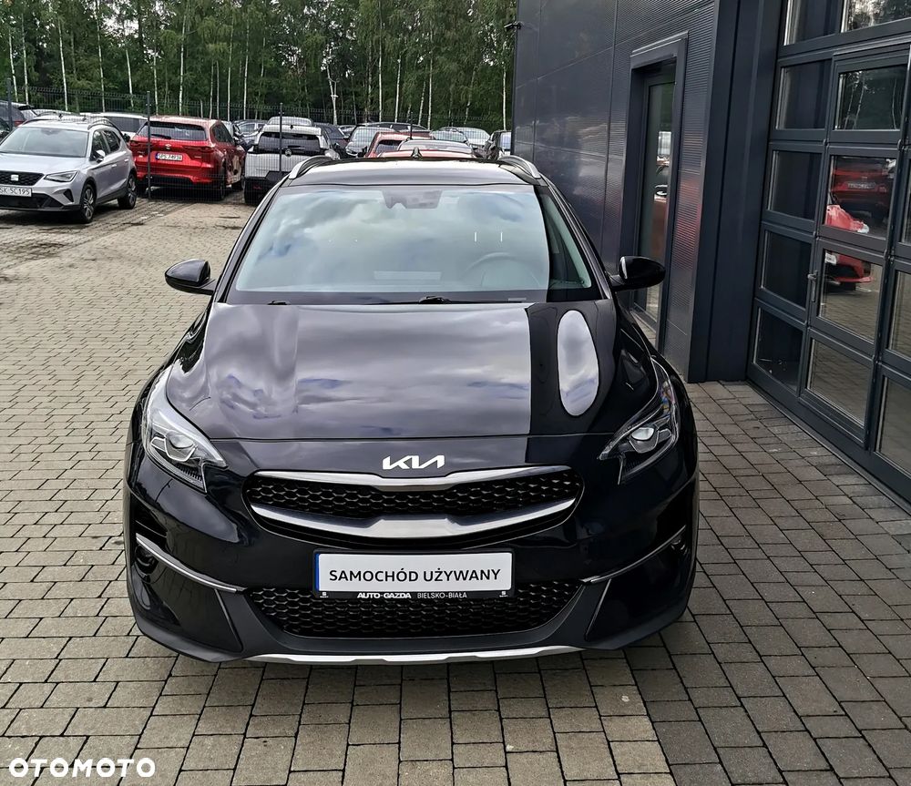 Kia XCeed 1.5 T-GDI M - 16