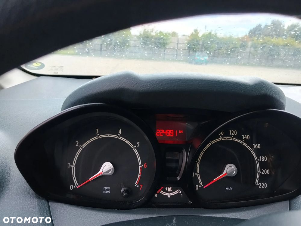 Ford Fiesta 1.25 Silver X - 5