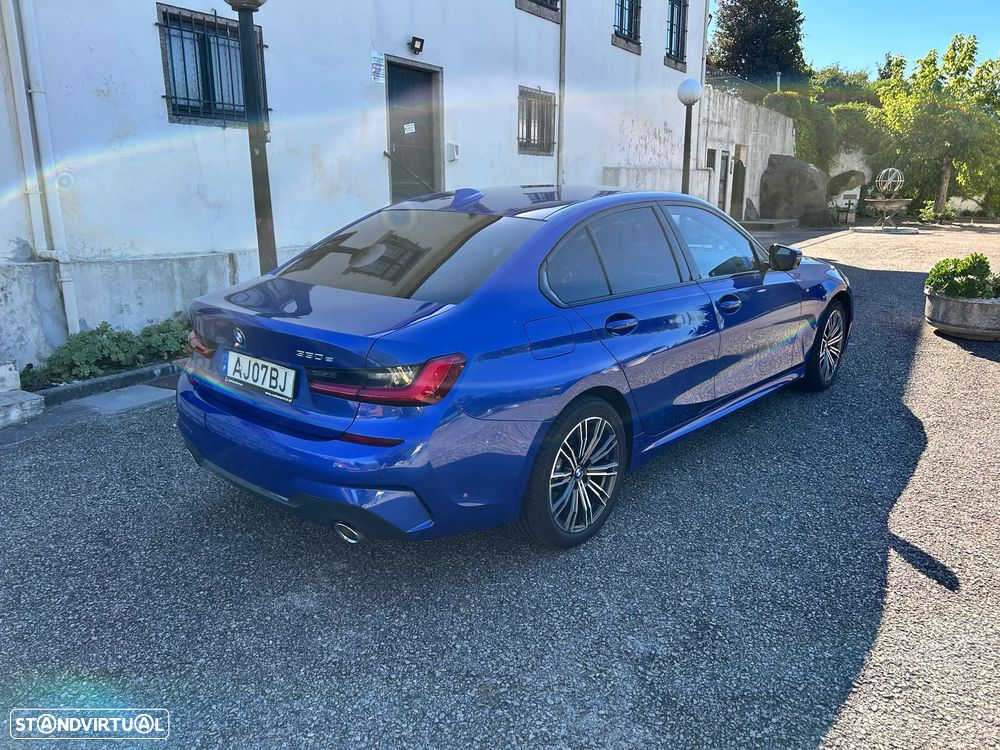 BMW 330 - 10