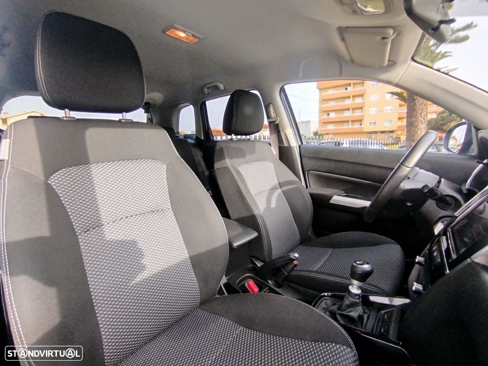 Suzuki Vitara 1.6 DDiS Special Edition 4WD - 10