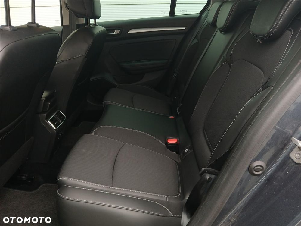 Renault Megane 1.3 TCe FAP Techno EDC - 9