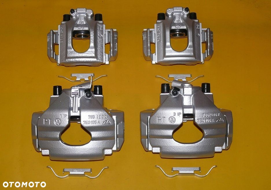 ZACISKI LEWY PRAWY PRZÓD TYŁ VW T5 308/29,5 314/22 - 1