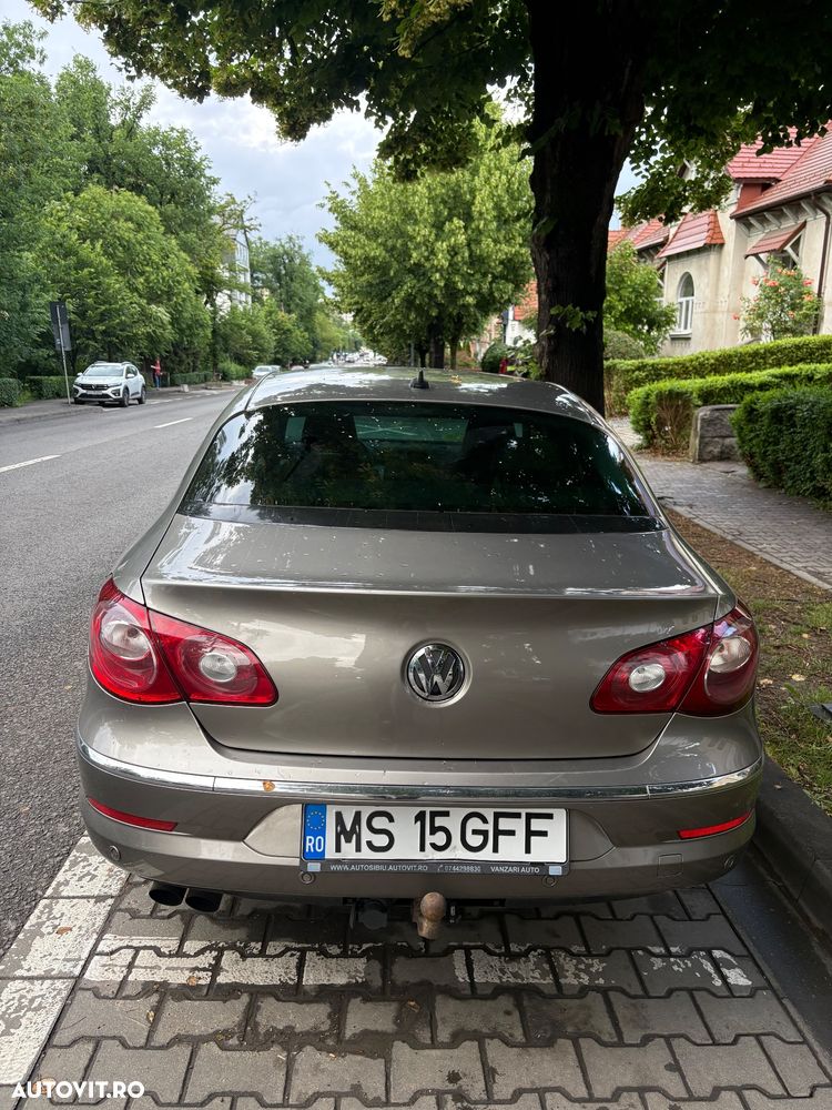 Volkswagen Passat 2.0 TDI Comfortline DPF - 4