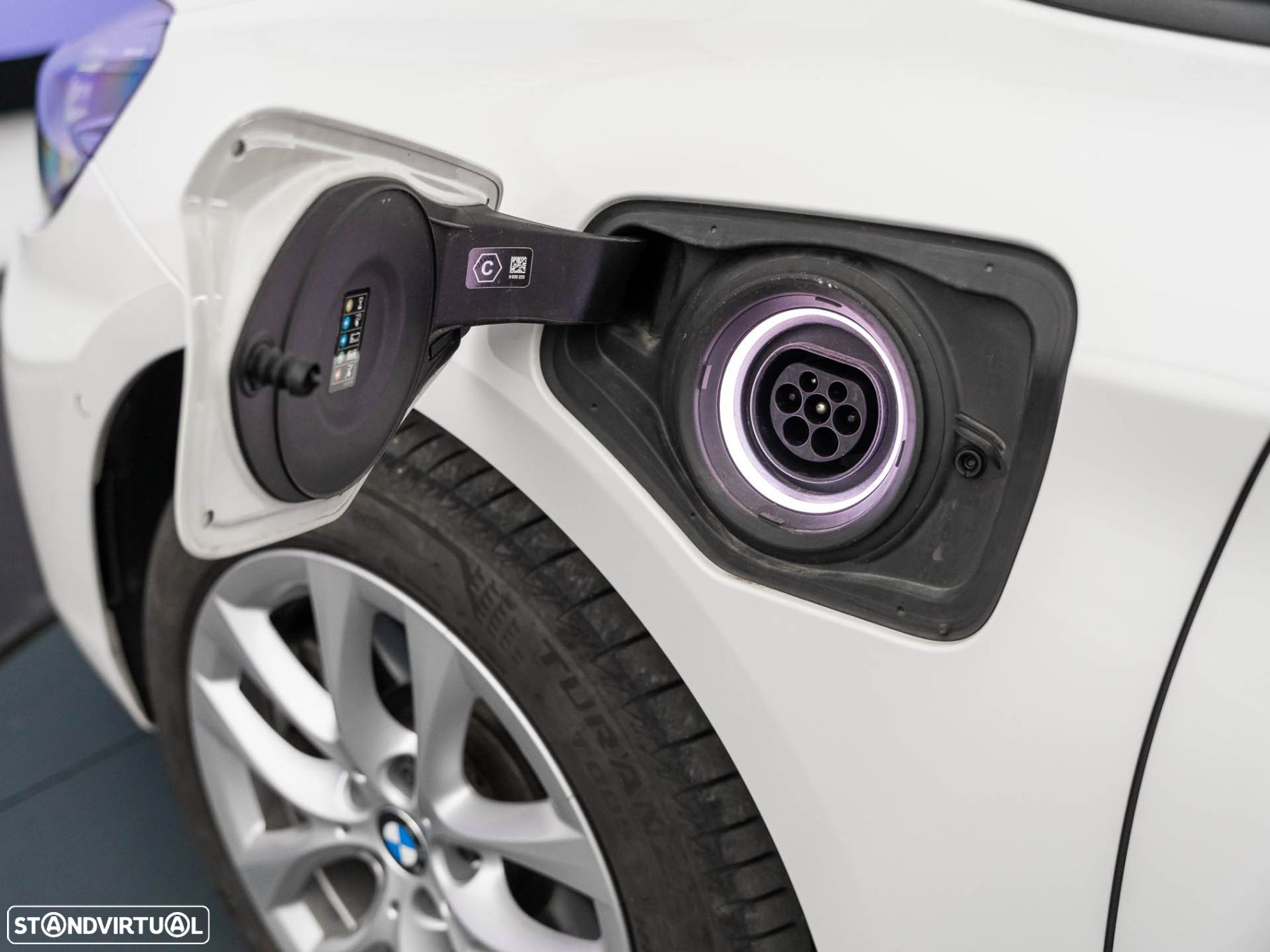 BMW 225xe Active Tourer Advantage - 12