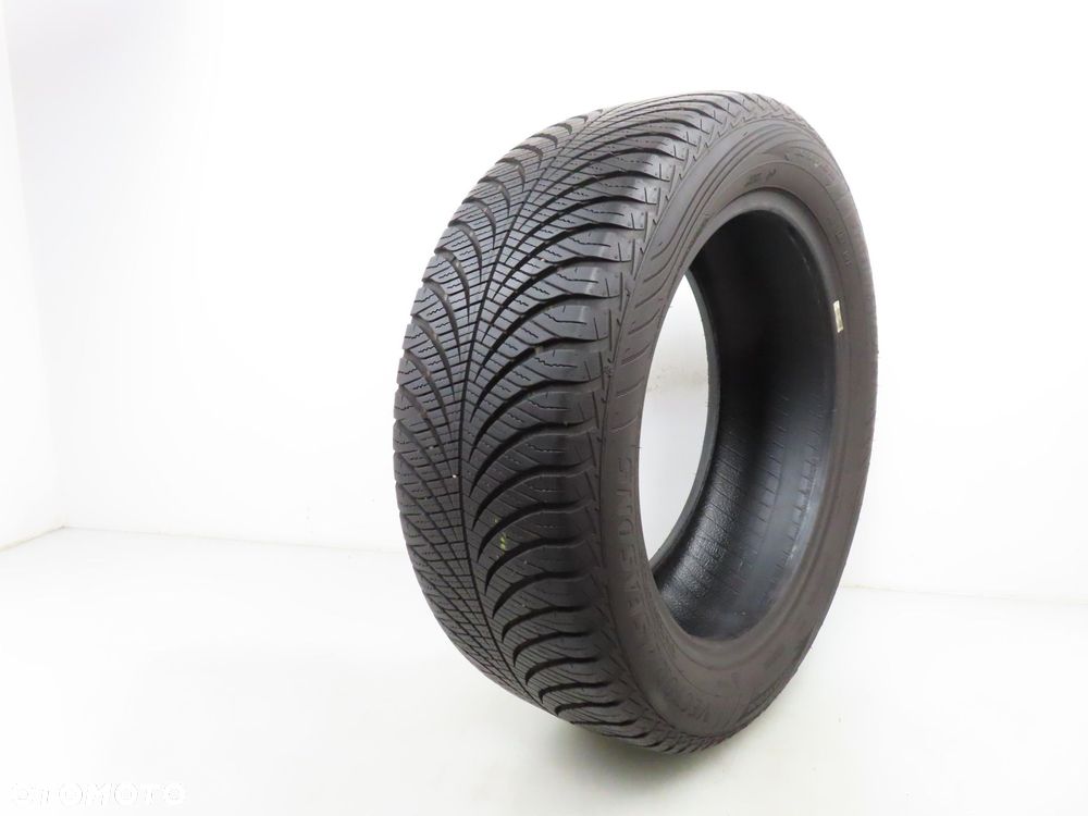 215/55R17 OPONA CAŁOROCZNA Goodyear Vector 4Season Gen-2 94V A0 - 1