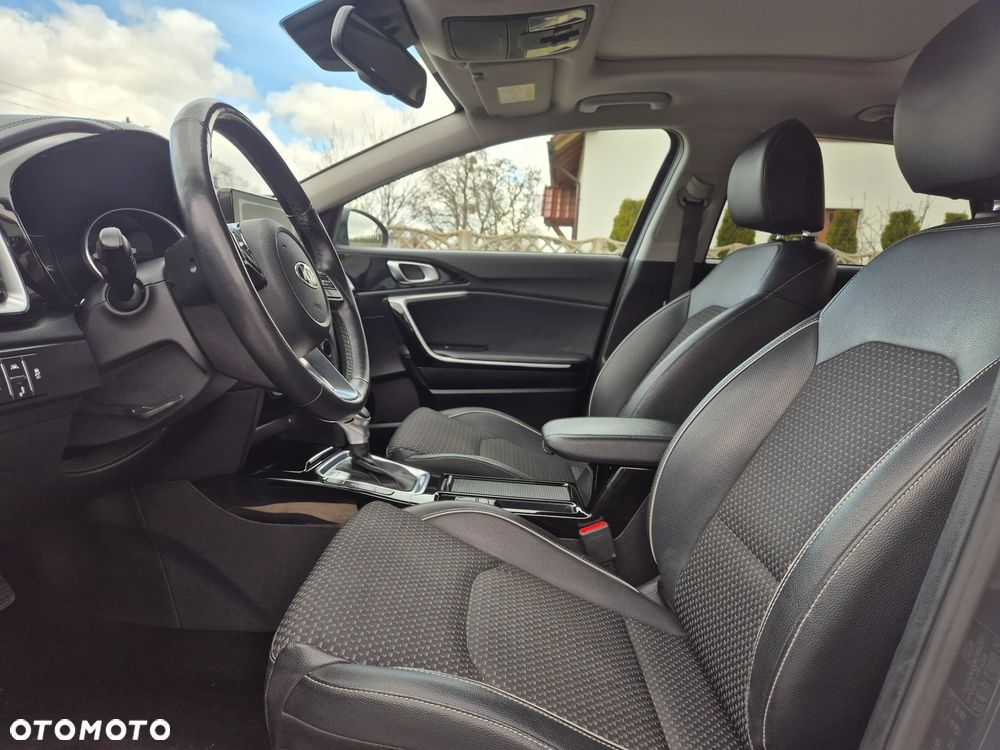 Kia Ceed 1.6 CRDi DCT GT Line - 11