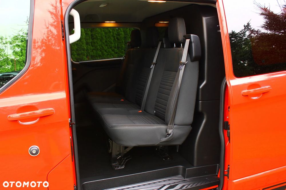 Ford TRANSIT CUSTOM BRYGADÓWKA LONG 6 OSÓB AUTOMAT 2.0 TDCI 170KM LIMITED - 33
