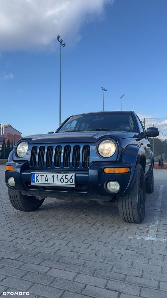 Jeep Cherokee - 1