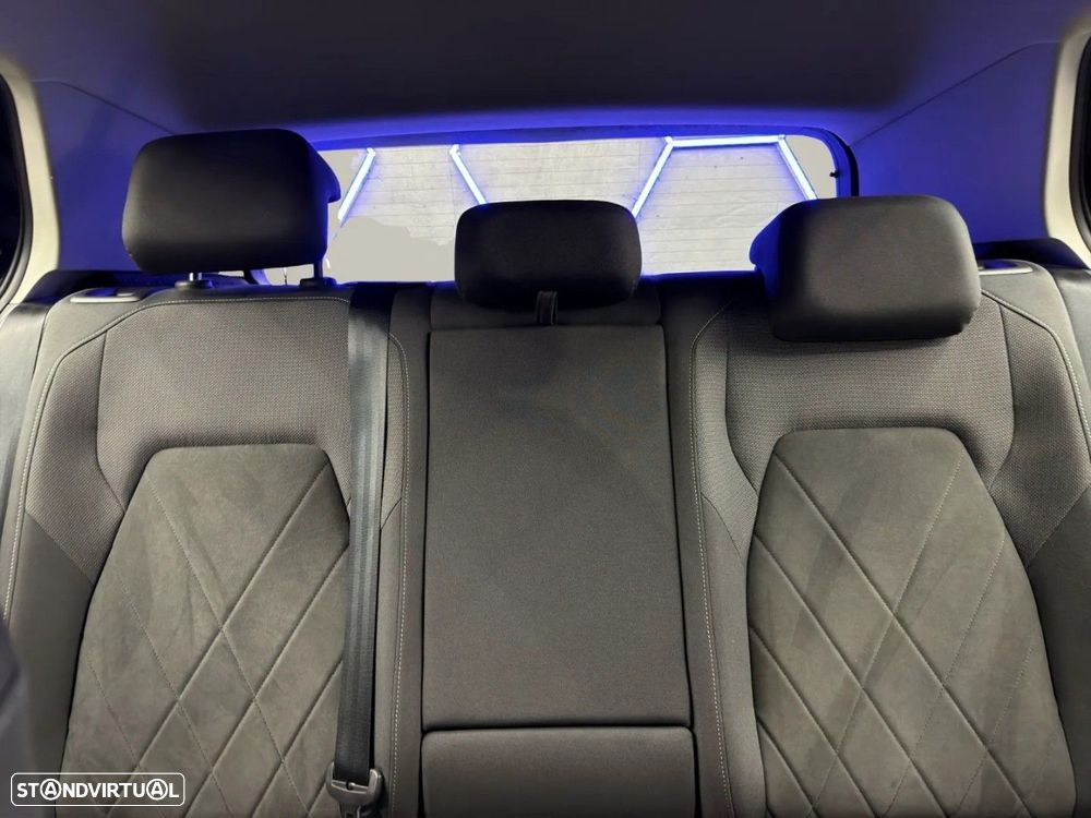 Volkswagen Golf 1.4 TSI e-Hybrid DSG — fotografia 7