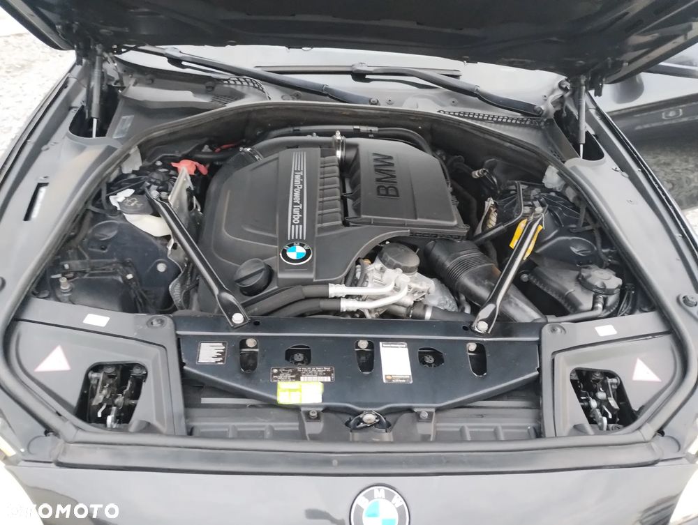 BMW Seria 5 535i Sport-Aut - 19