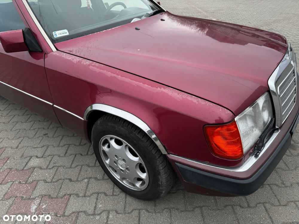 Mercedes-Benz W124 (1984-1993) - 33