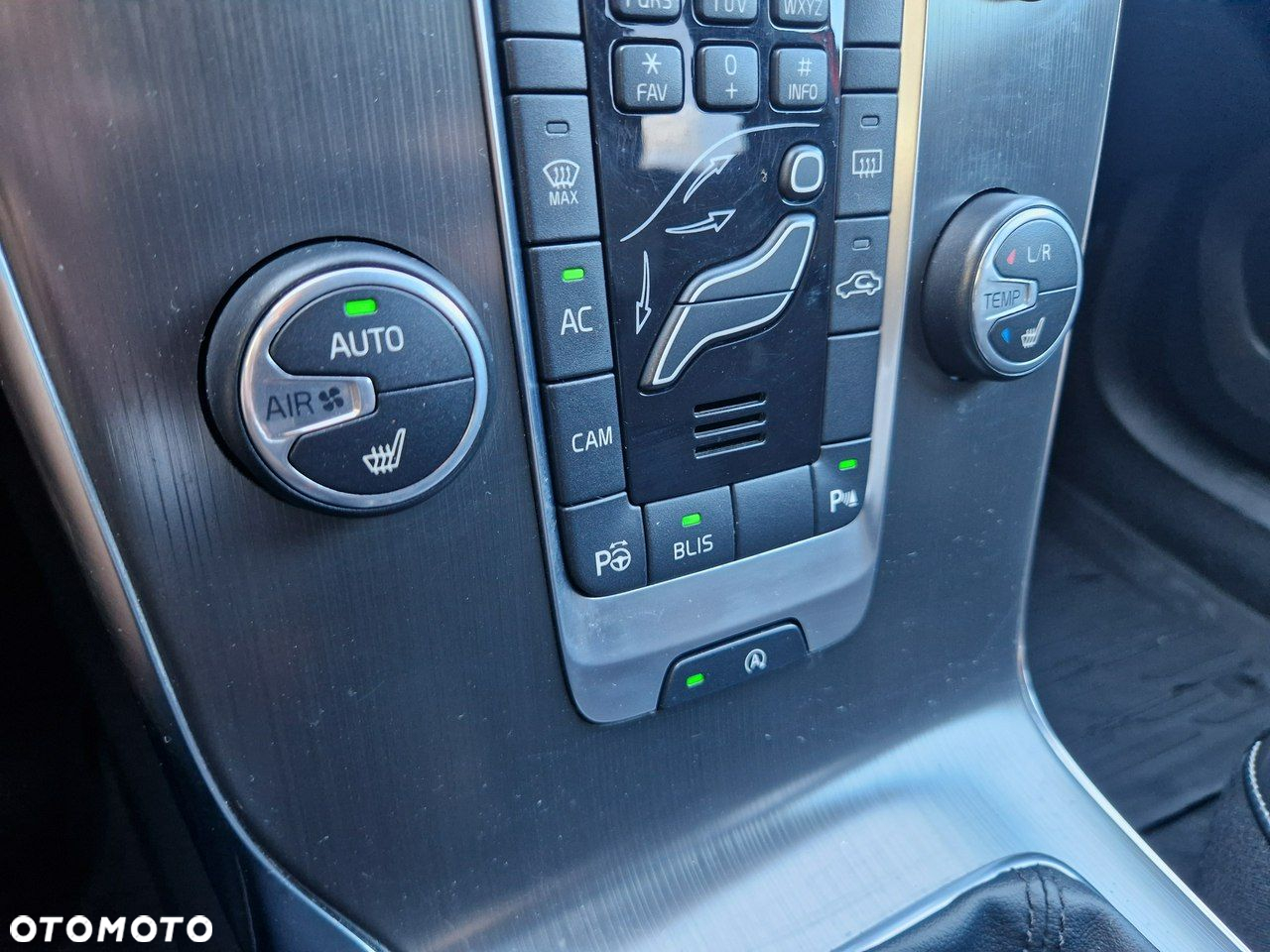 Volvo V40 - 22