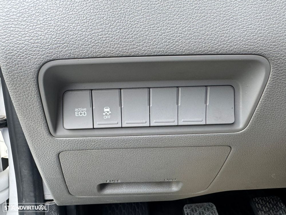 Hyundai H350 2.5 CRDi LWB Access - 17