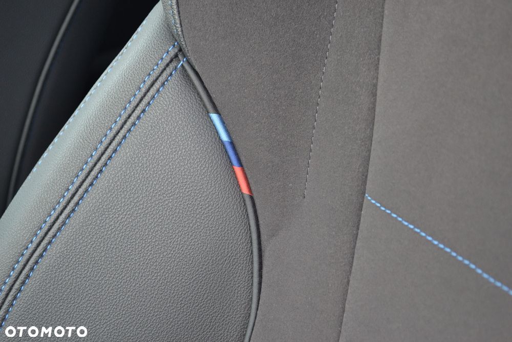 BMW iX1 xDrive30 66.5kWh M Sport - 22