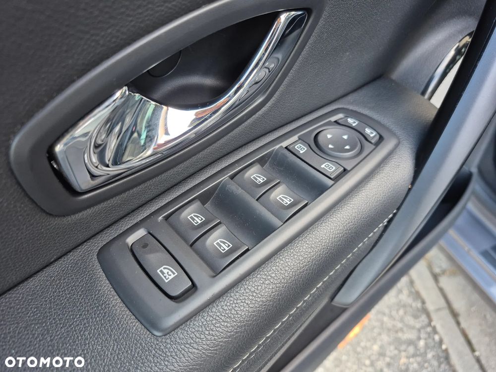 Renault Megane Grandtour ENERGY TCe 130 Start & Stop Bose Edition - 22