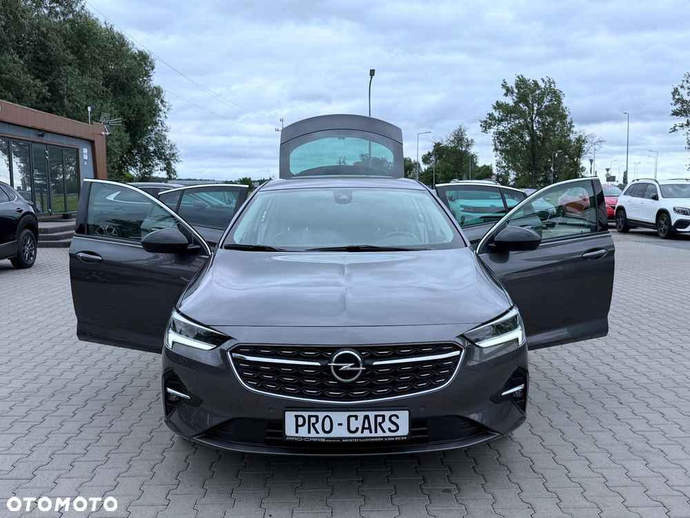 Opel Insignia - 17