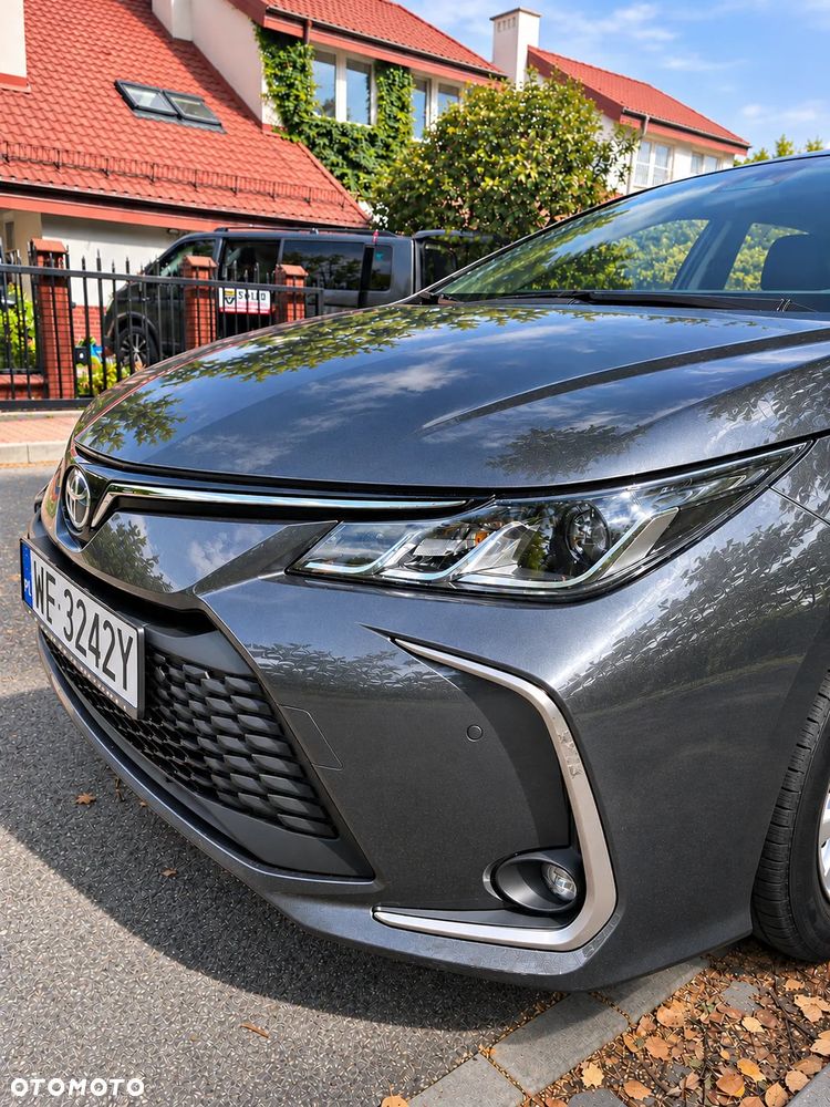 Toyota Corolla - 10