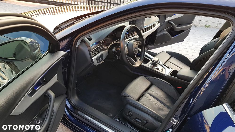 Audi A4 Limousine 35 TFSI Sport S tronic - 32