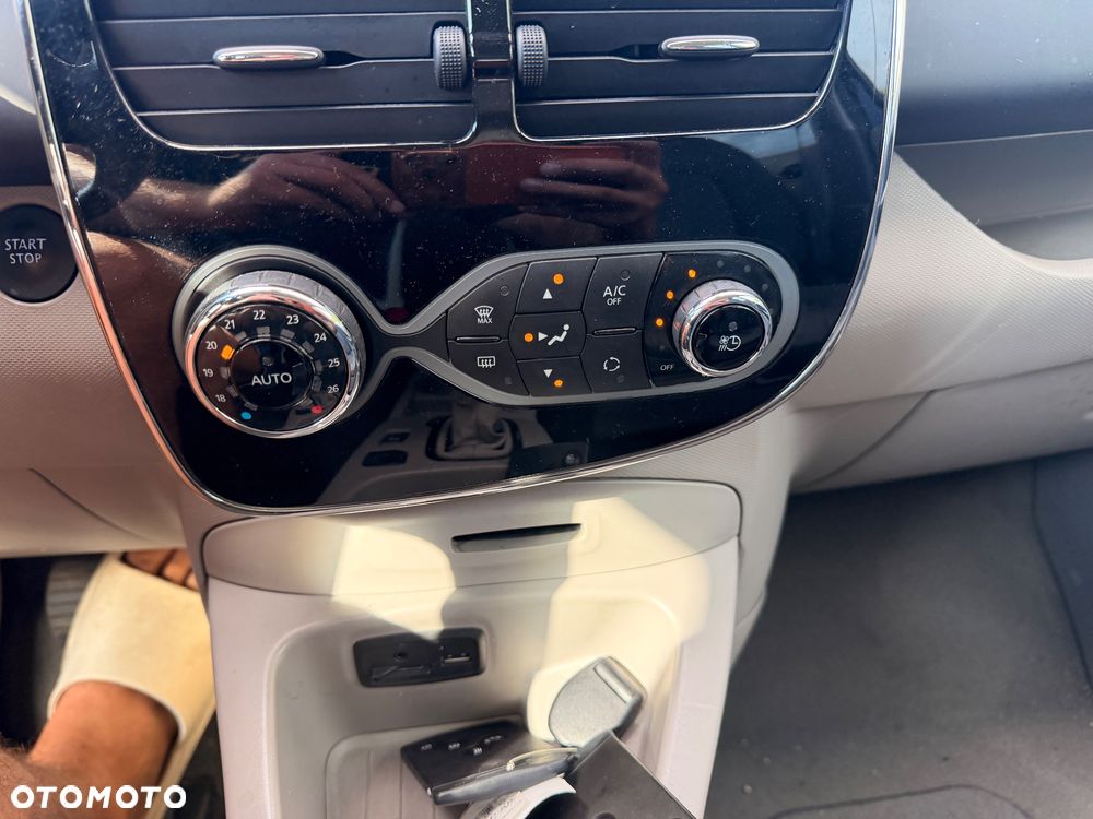 Renault Zoe (mit Batterie) 41 kwh Life mit LIMITED Paket - 26