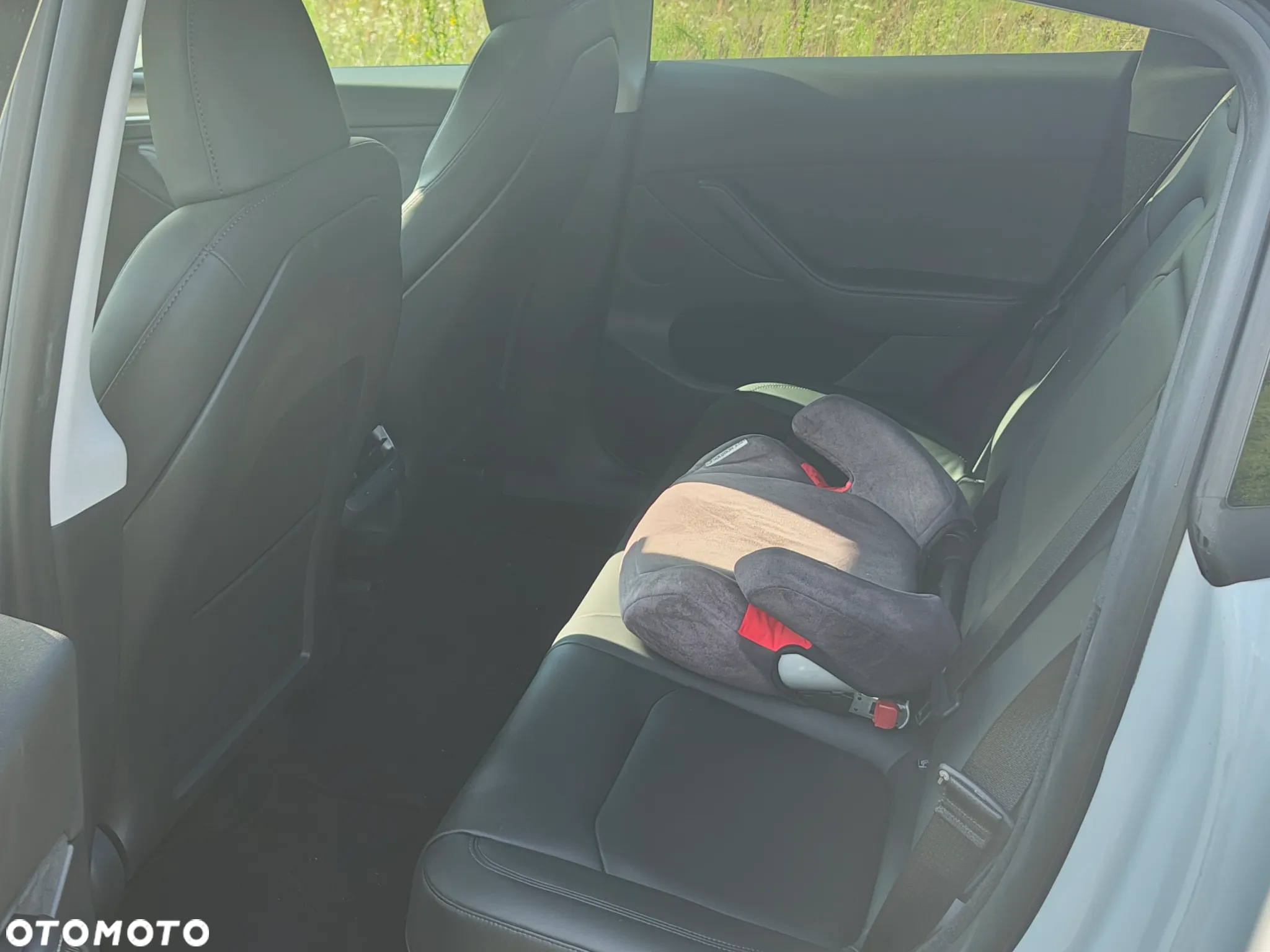 Tesla Y Model Long Range Dual Motor AWD - 18