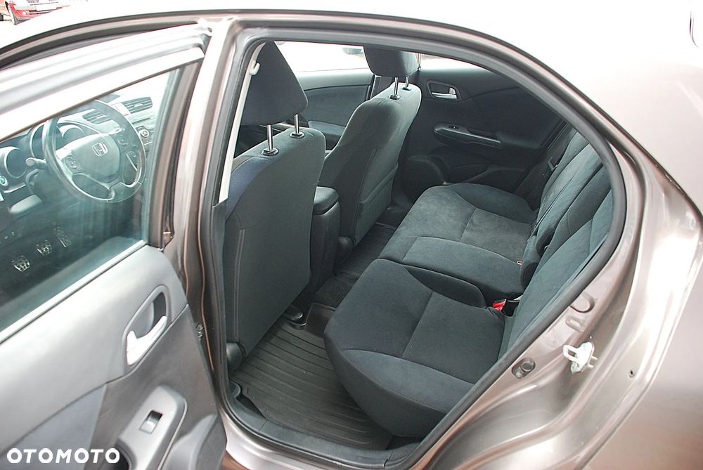 Honda Civic 1.8i-VTEC Comfort - 19