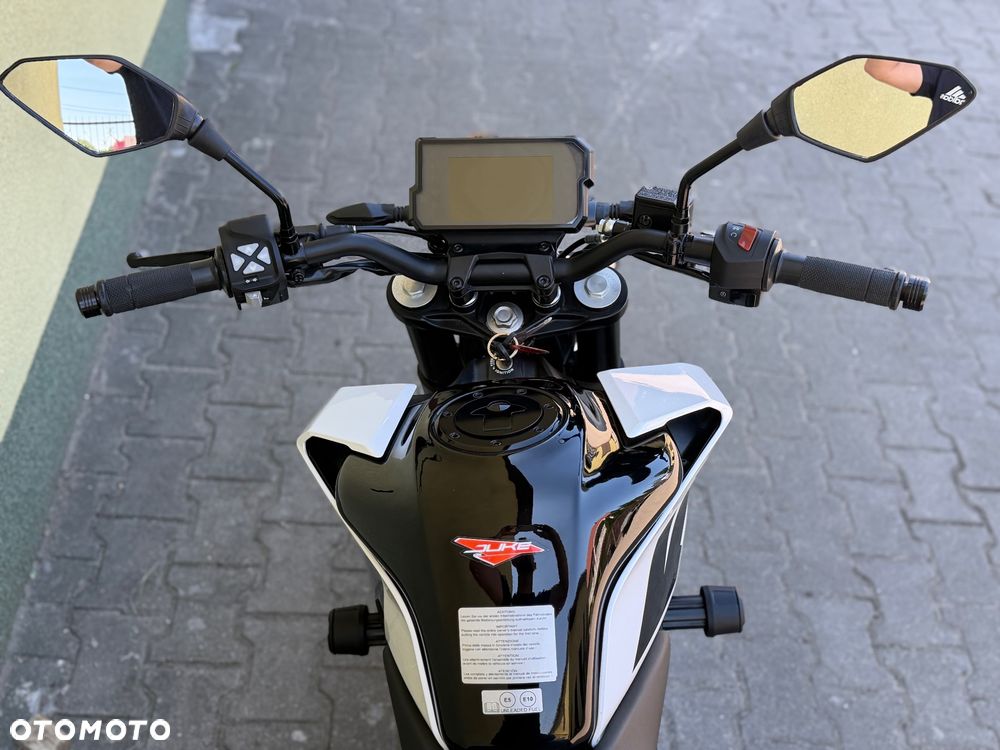 KTM Duke 125 - 17
