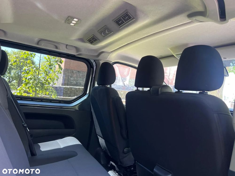 Renault Trafic - 17