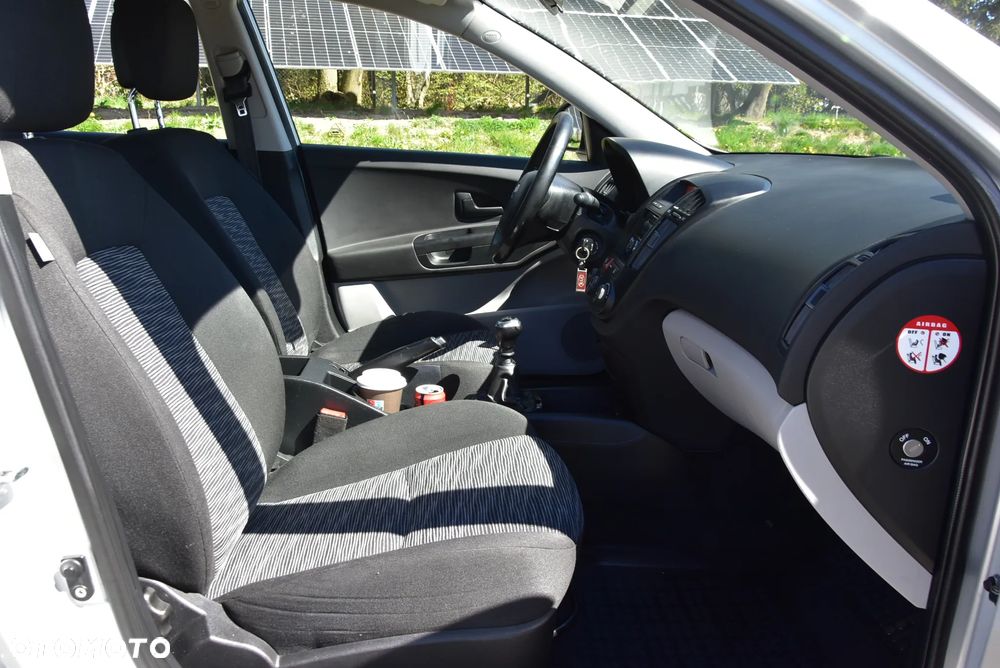 Kia Ceed 1.4 CVVT EX - 9