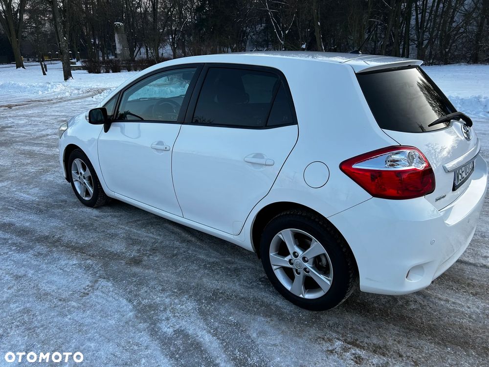 Toyota Auris 1.6 Valvematic Executive