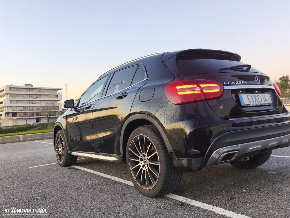 Mercedes-Benz GLA 220 d 4Matic 7G-DCT AMG Line - 5