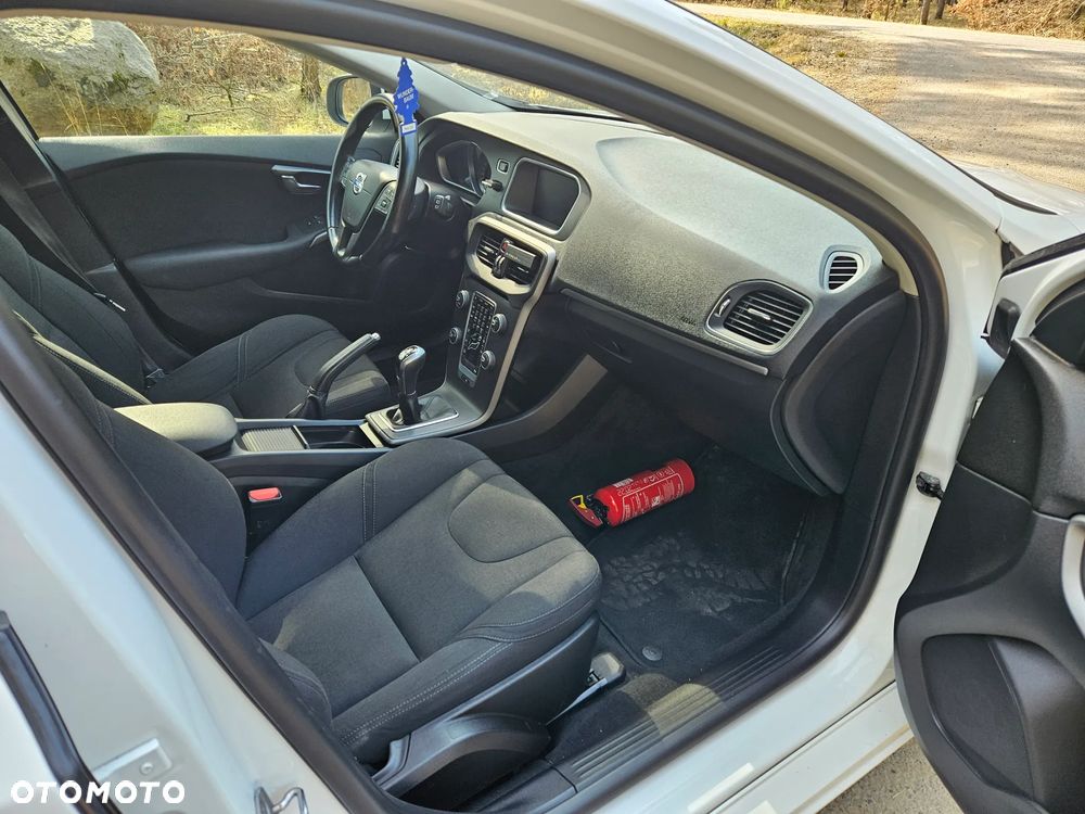 Volvo V40 D2 Kinetic - 7