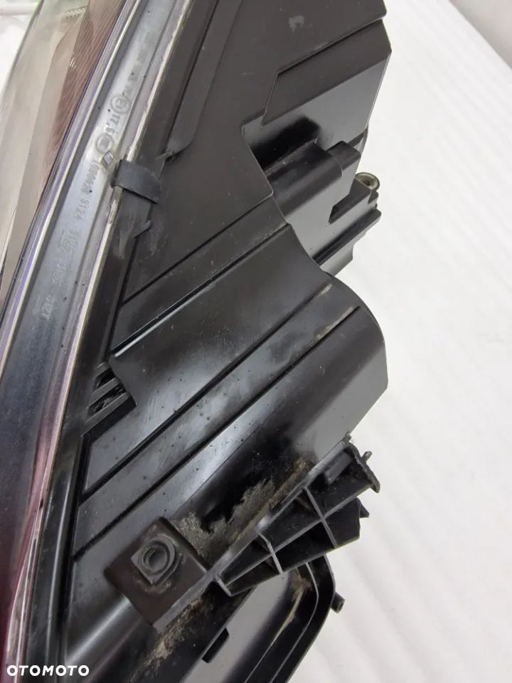 OPEL ZAFIRA C 12- PRAWA ZWYKŁA LAMPA PRZEDNIA PRZÓD , NR 13399859 , NR AUKCJI LL466 - 12