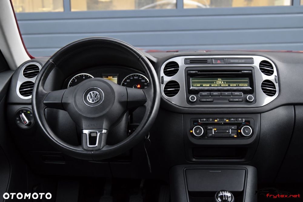 Volkswagen Tiguan - 33