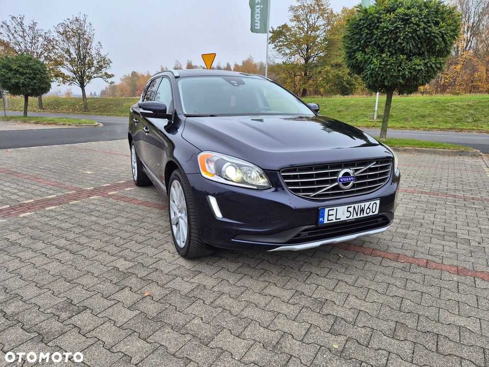 Volvo Xc60 2017 photo 2