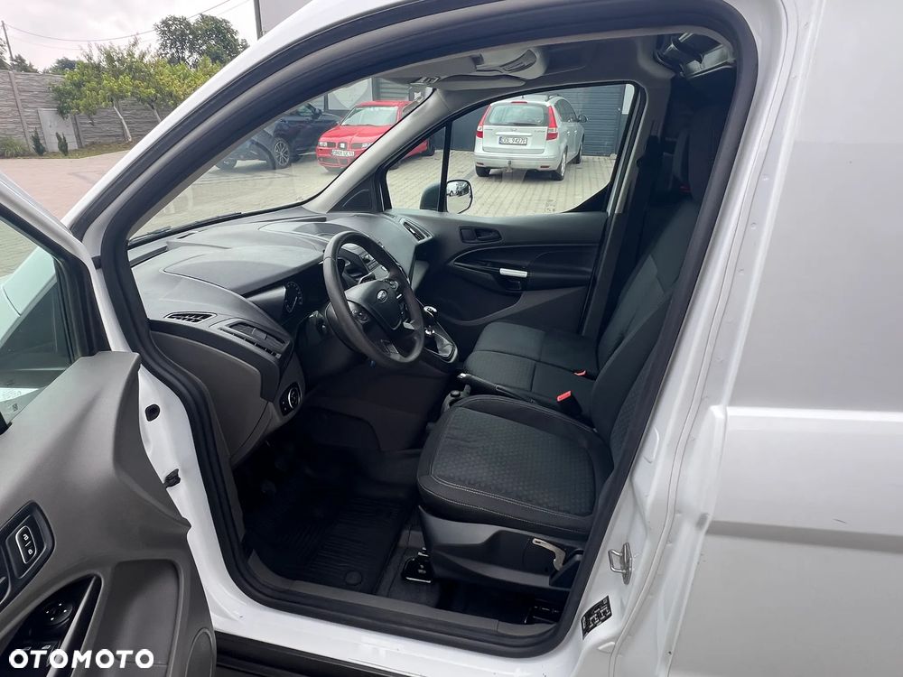 Ford Transit Connect - 9