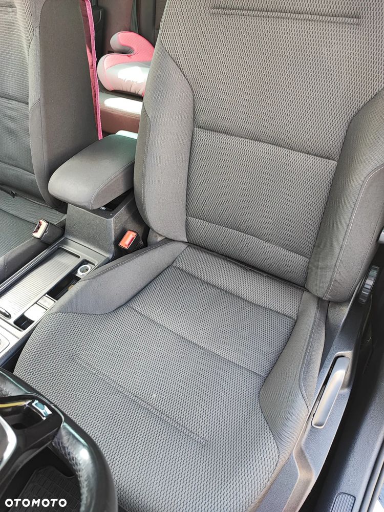 Volkswagen Golf Variant 1.6 TDI DPF Comfortline - 8