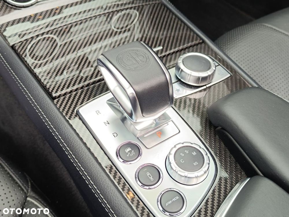 Mercedes-Benz SL - 28